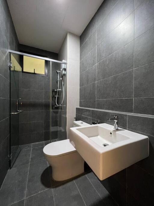 Apartment Kl Velocity#cheras#3r2b 中文房东
